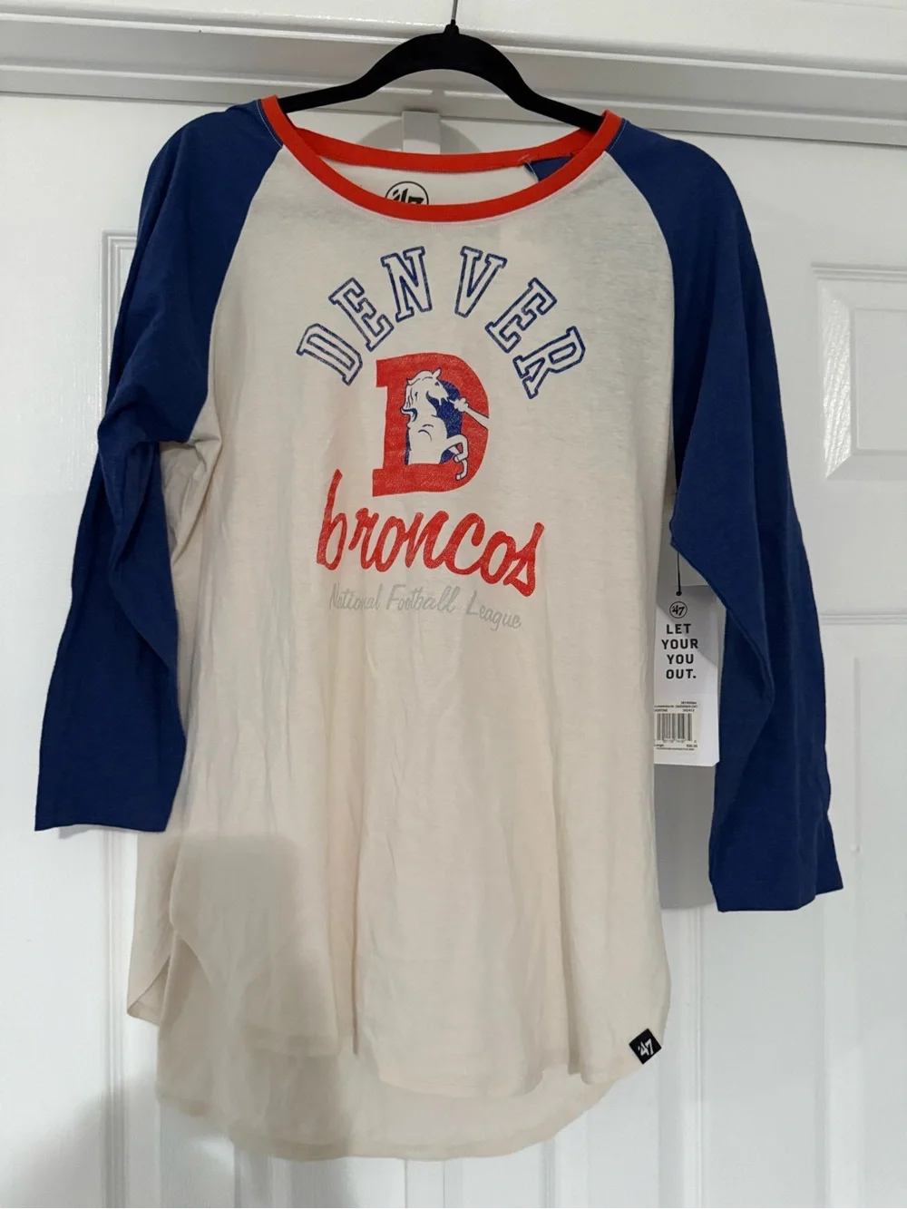 47 Brand Denver Broncos Raglan Tee in Cream, Blue & Orange